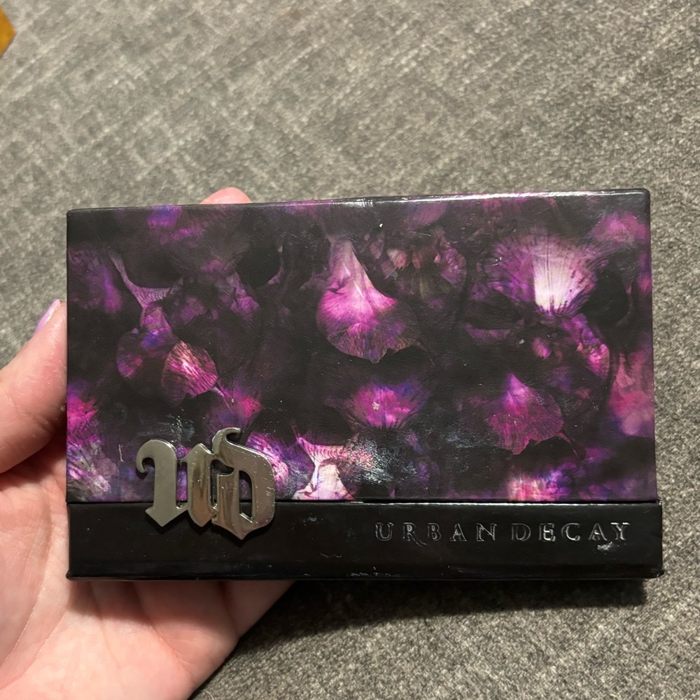 Urban Decay Shadowbox palette